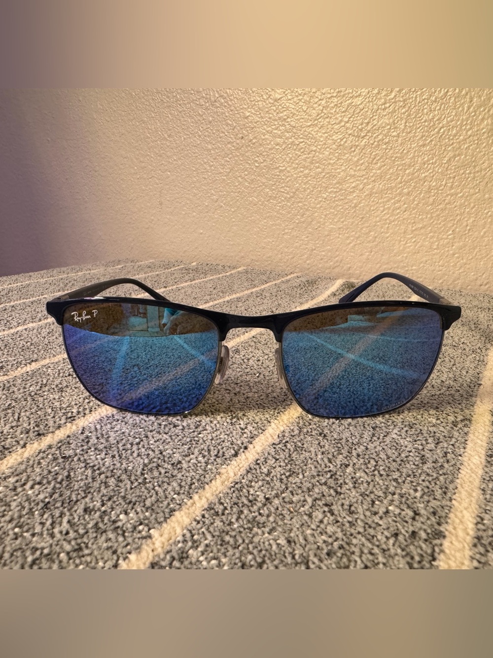 Ray-Ban Men’s Black Frame Sunglasses with Blue Mirrored Lenses
